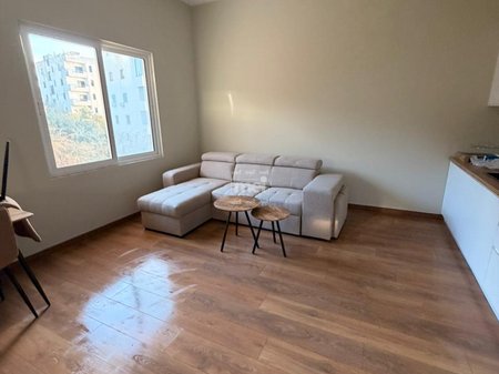 SHITET GARSONIERE NE SHKEMB KAVAJE!