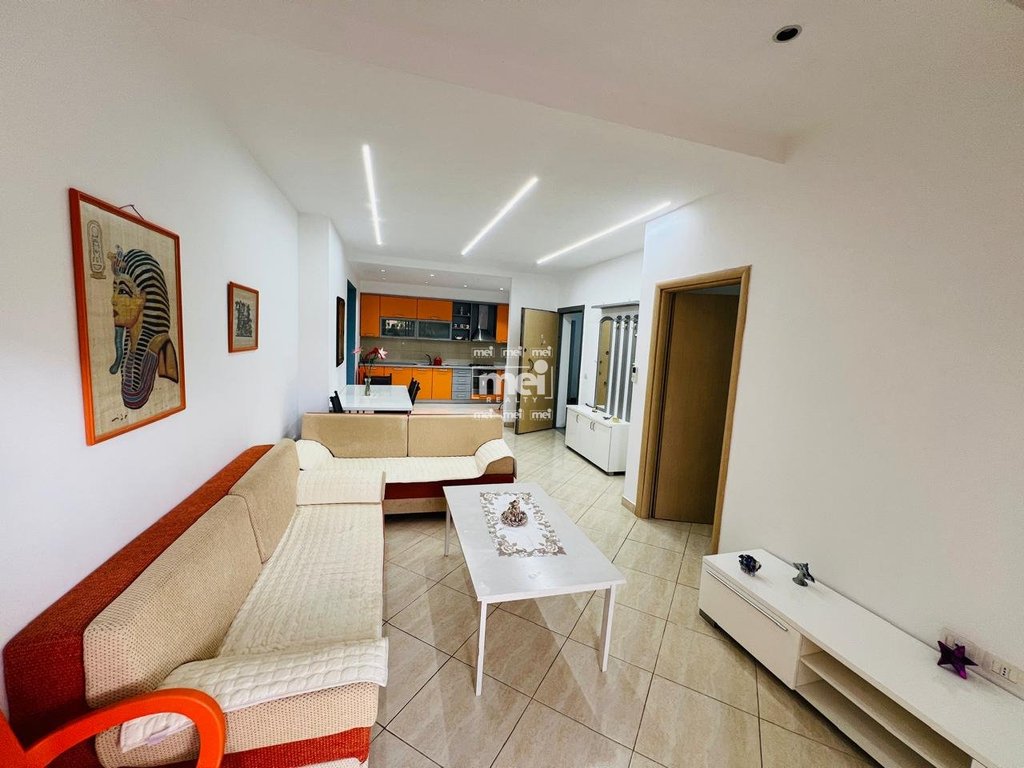 JEPET ME QIRA APARTAMENT 1+1+2 NE HEKURUDHA