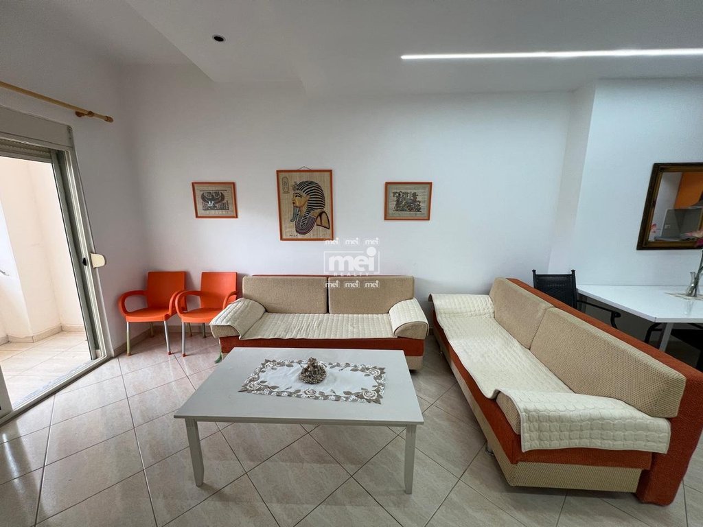 JEPET ME QIRA APARTAMENT 1+1+2 NE HEKURUDHA