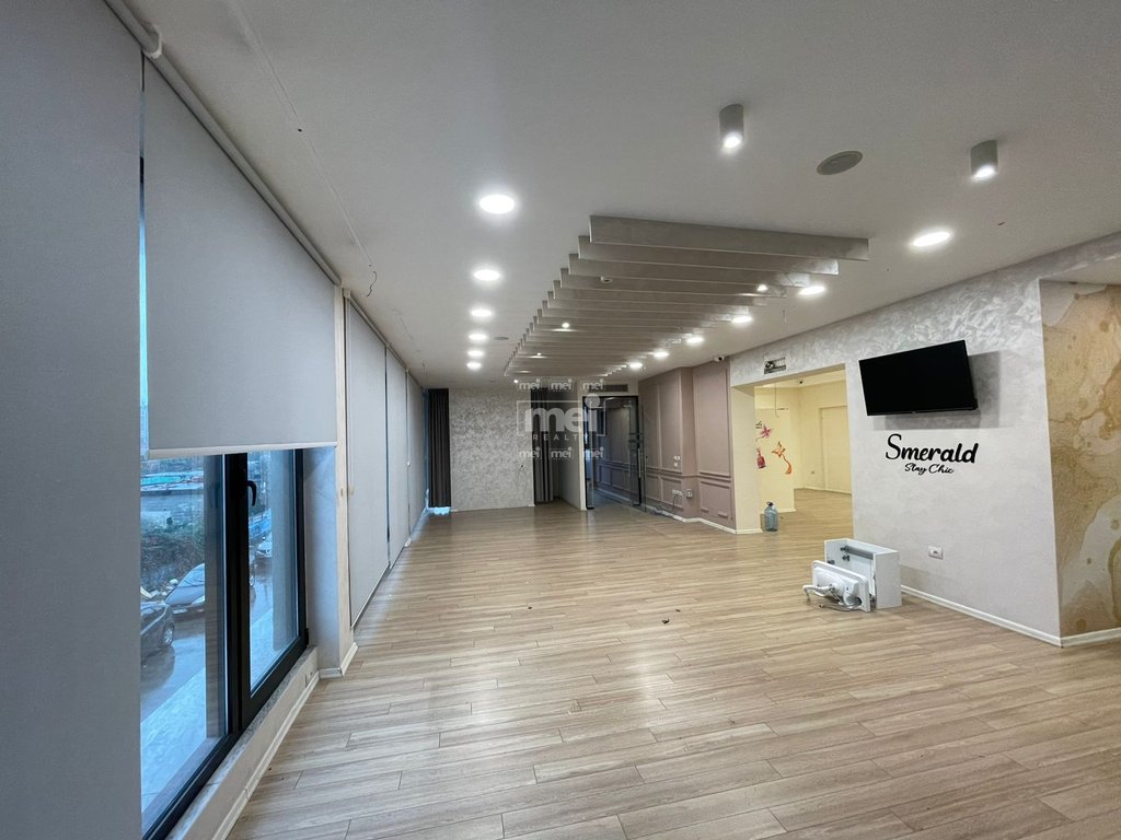 JEPET ME QIRA AMBIENT BIZNESI NE LAGJEN 17!