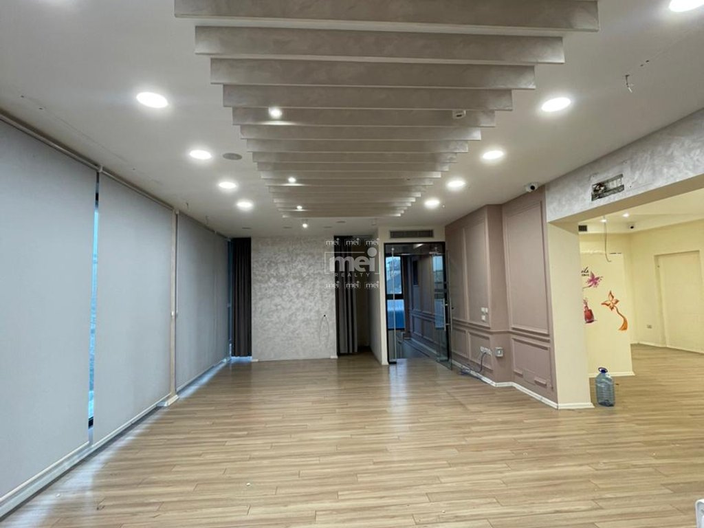 JEPET ME QIRA AMBIENT BIZNESI NE LAGJEN 17!