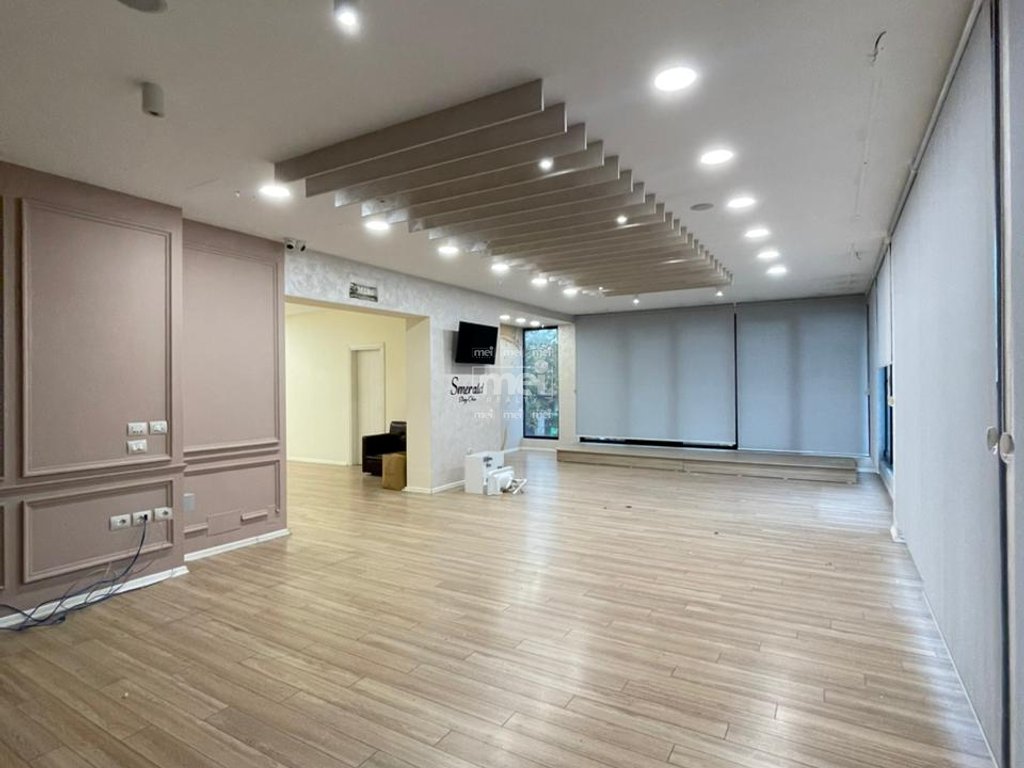 JEPET ME QIRA AMBIENT BIZNESI NE LAGJEN 17!