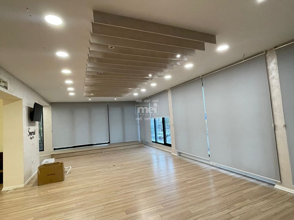 JEPET ME QIRA AMBIENT BIZNESI NE LAGJEN 17!