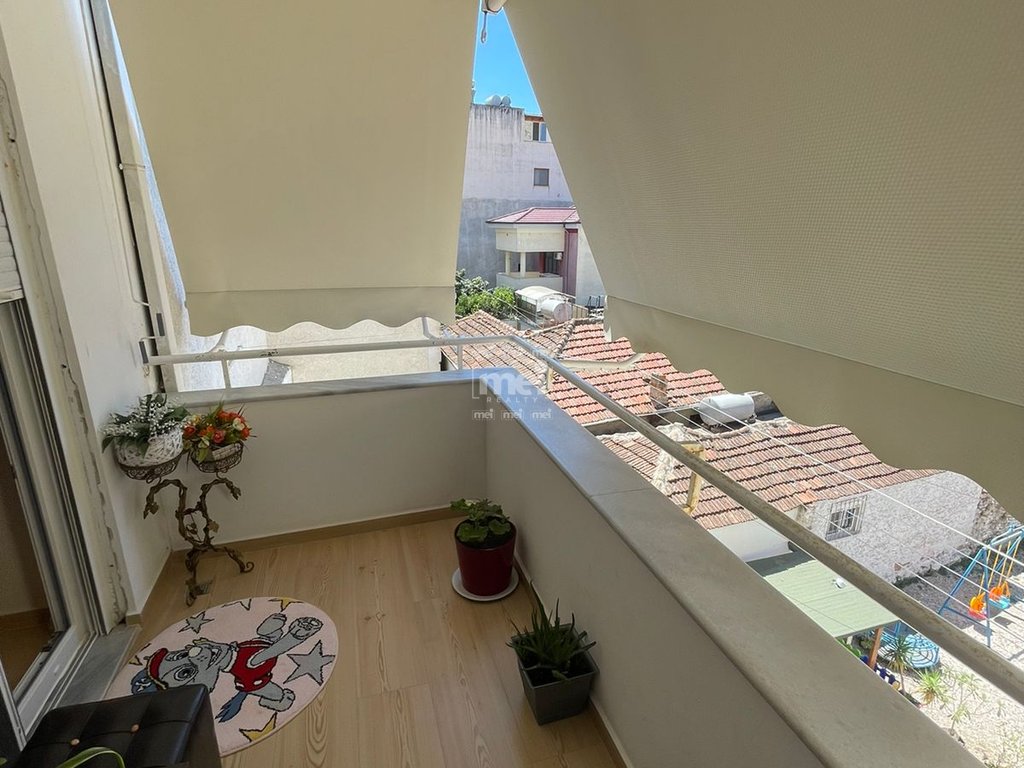 SHITET APARTAMENT NE BULEVARDIN KRYESOR !