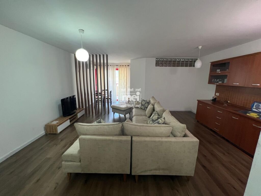 JEPET ME QIRA APARTAMENT 1+1 TEK VOLLGA