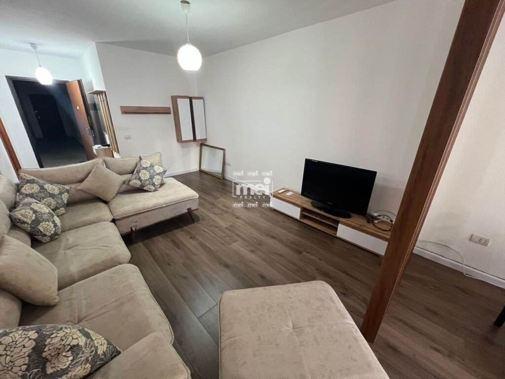 JEPET ME QIRA APARTAMENT 1+1 TEK VOLLGA