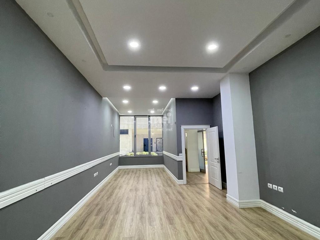 JEPET ME QIRA AMBJENT BIZNESI NE PLAZH!