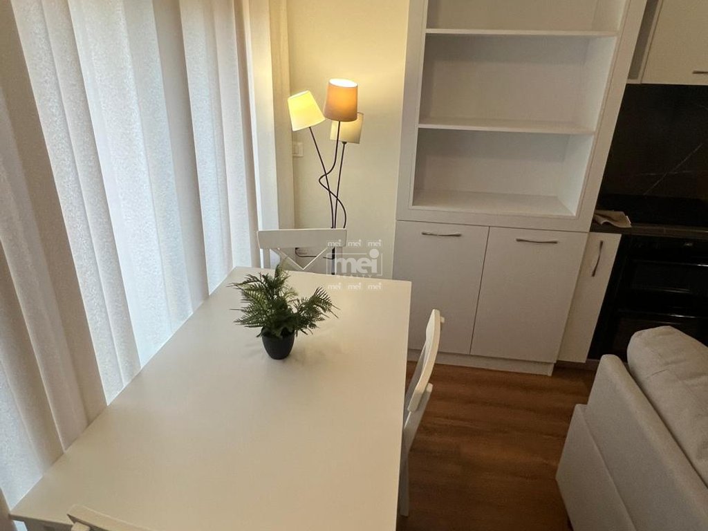 JEPET ME QIRA APARTAMENT 1+1 NE VOLLGA !