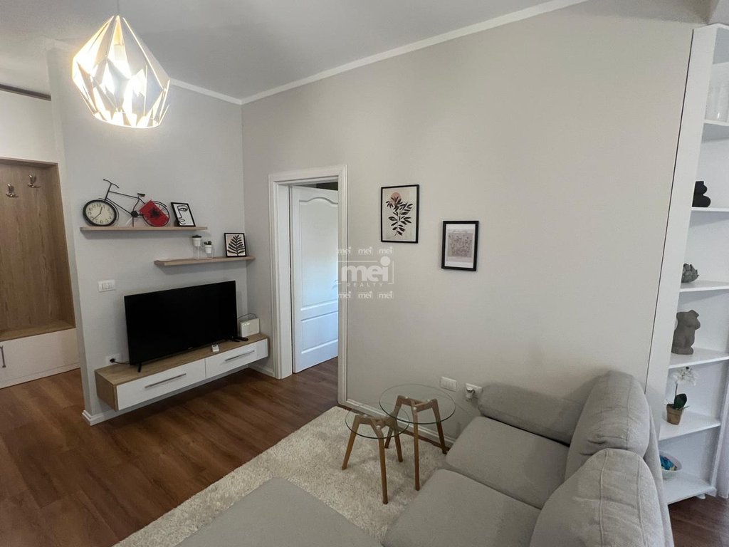 JEPET ME QIRA APARTAMENT 1+1 NE VOLLGA !