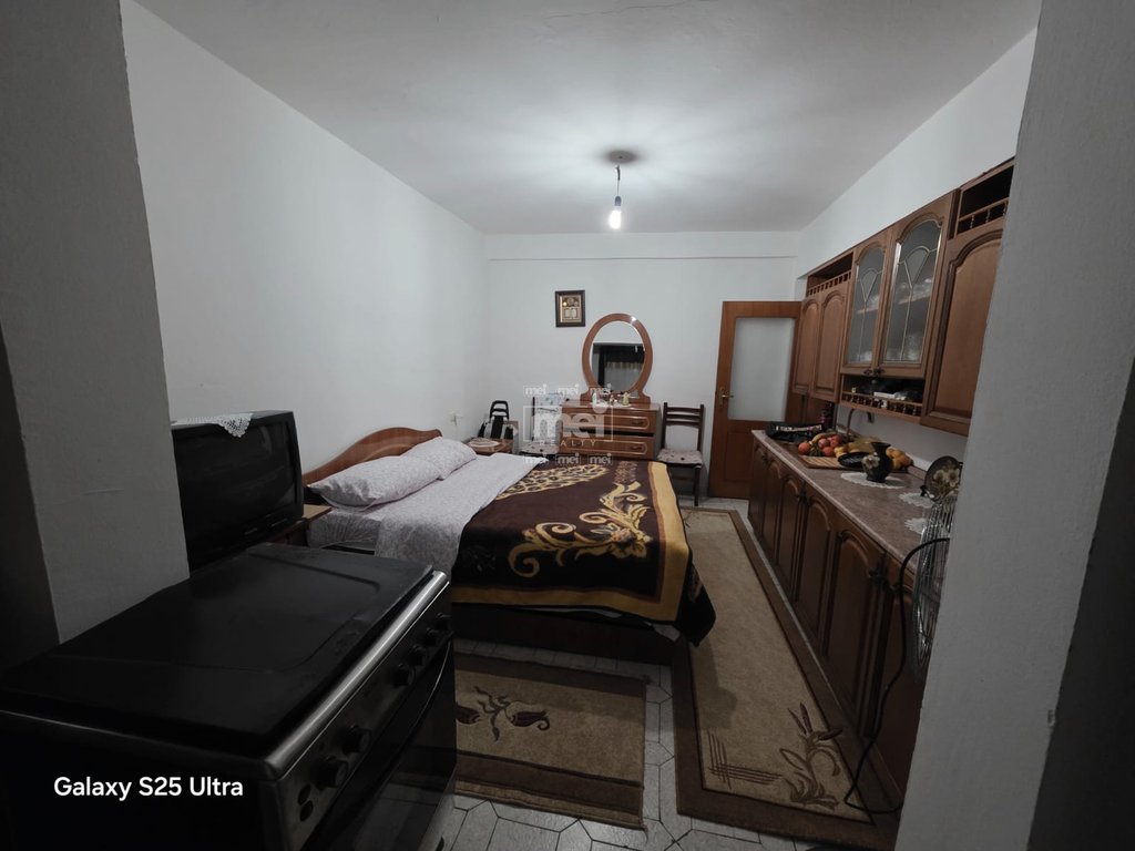 JEPET ME QIRA APARTAMENT 2+1 I PAMOBILUAR PER ZYRE OSE BANIM PRANE GJYKATES!