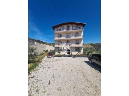 JEPET ME QIRA VILE TEK SHKEMBI KAVAJES!