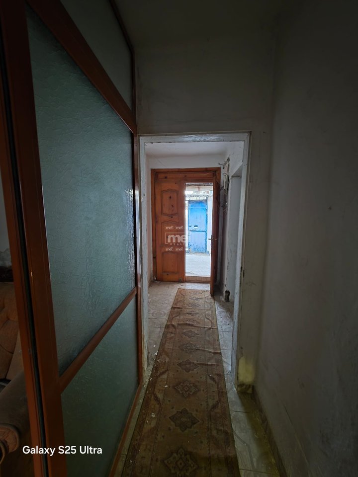 SHITET SHTEPI NE SPITALLE!