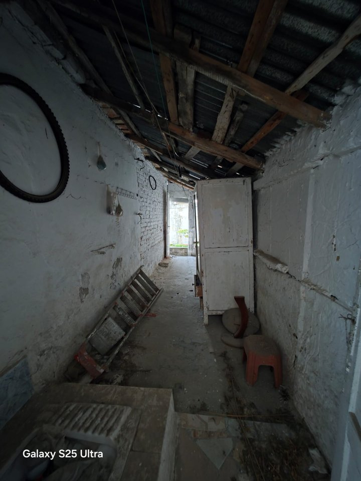 SHITET SHTEPI NE SPITALLE!