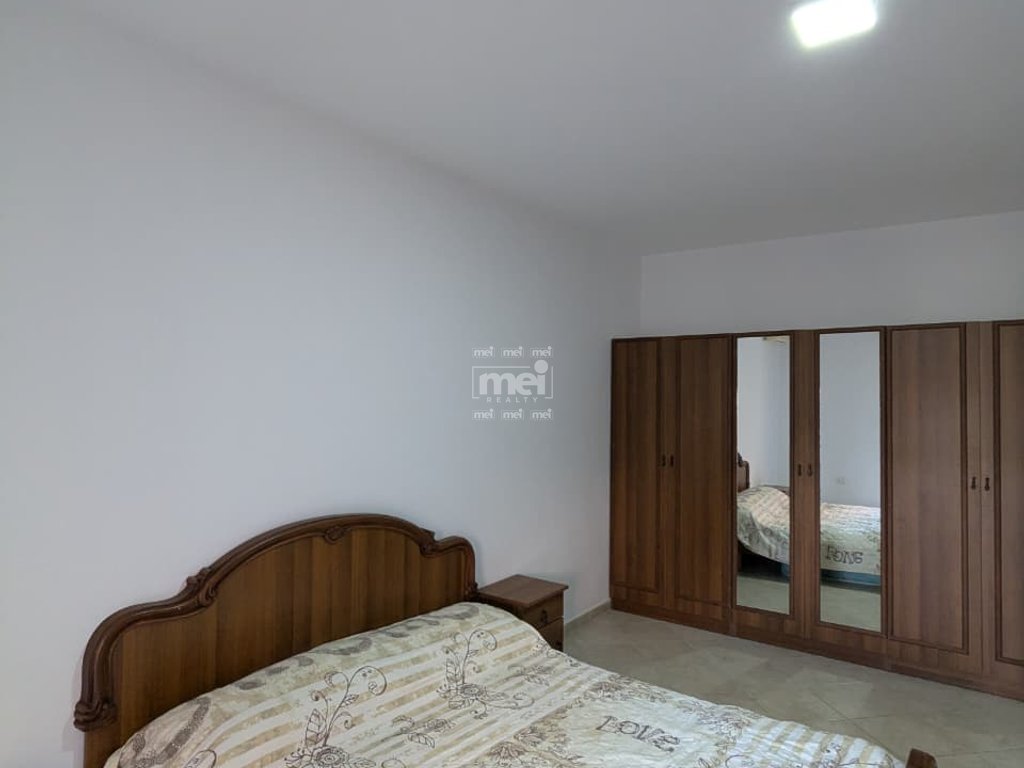 JEPET ME QIRA APARTAMENT  PLAZH