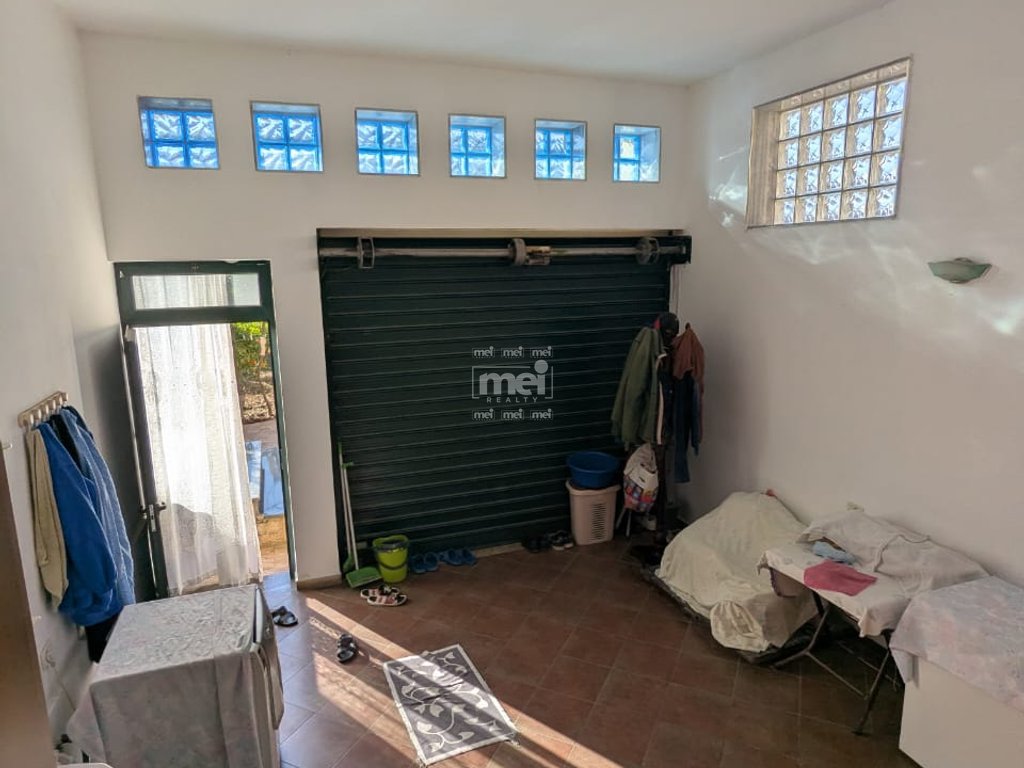 SHITET VILA +LOKAL NE SHKOZET DURRES