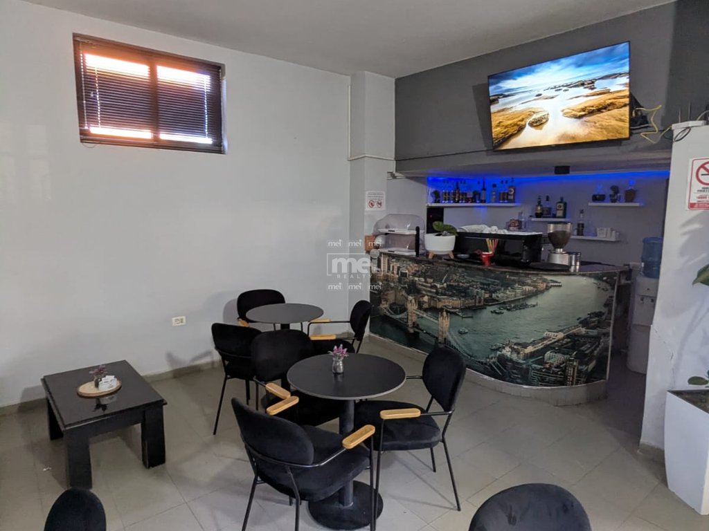 SHITET VILA +LOKAL NE SHKOZET DURRES