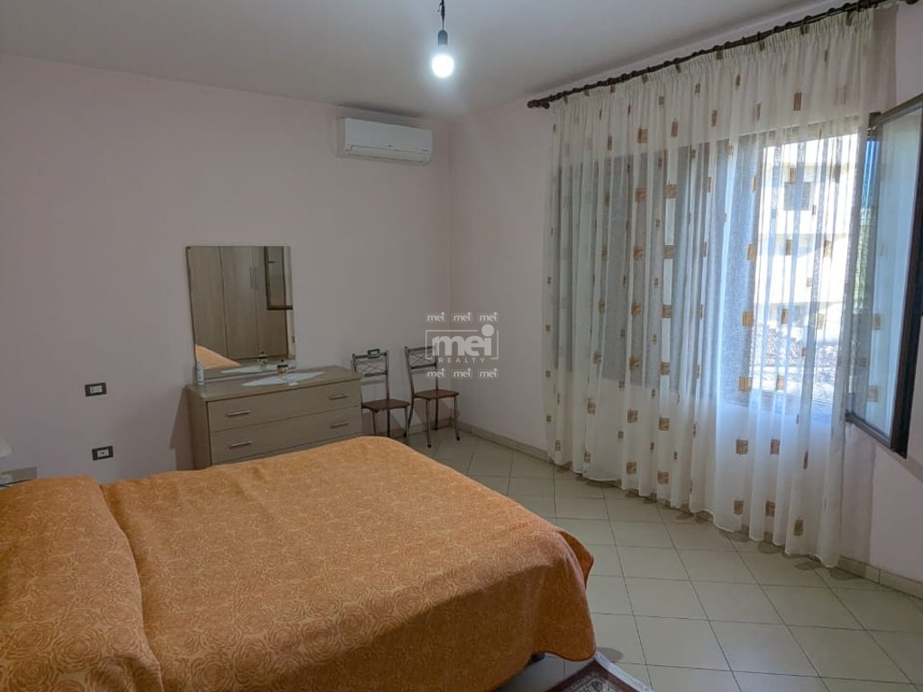 SHITET VILA +LOKAL NE SHKOZET DURRES