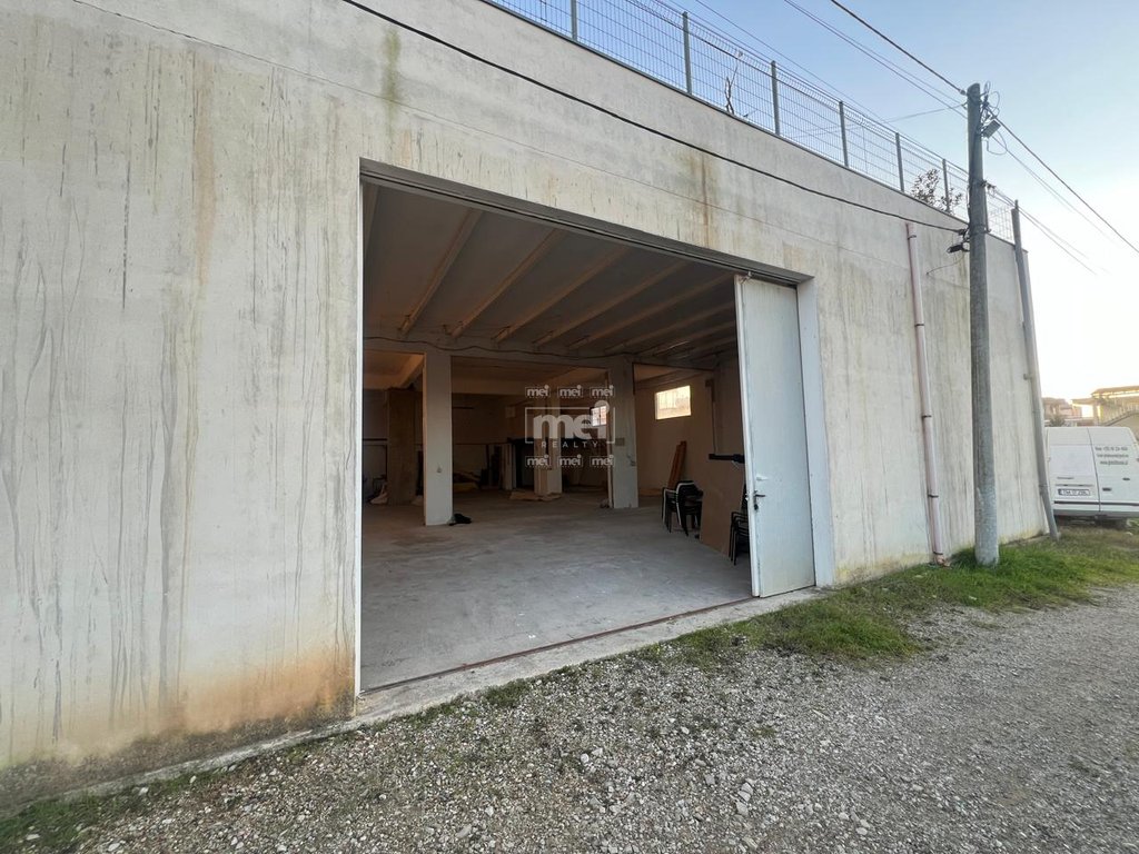 JEPET ME QIRA AMBIENT BIZNESI TEK ISH KENETA !