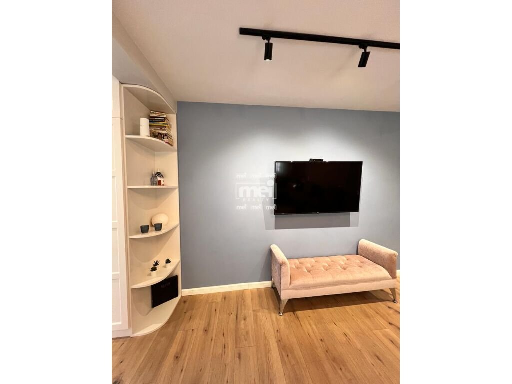 JEPET PER QIRA SHTEPI PRIVATE NE QENDER!