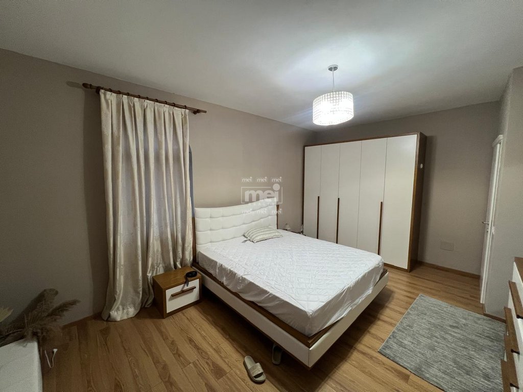 JEPET ME QIRA VILE TEK SHKEMBI KAVAJES!