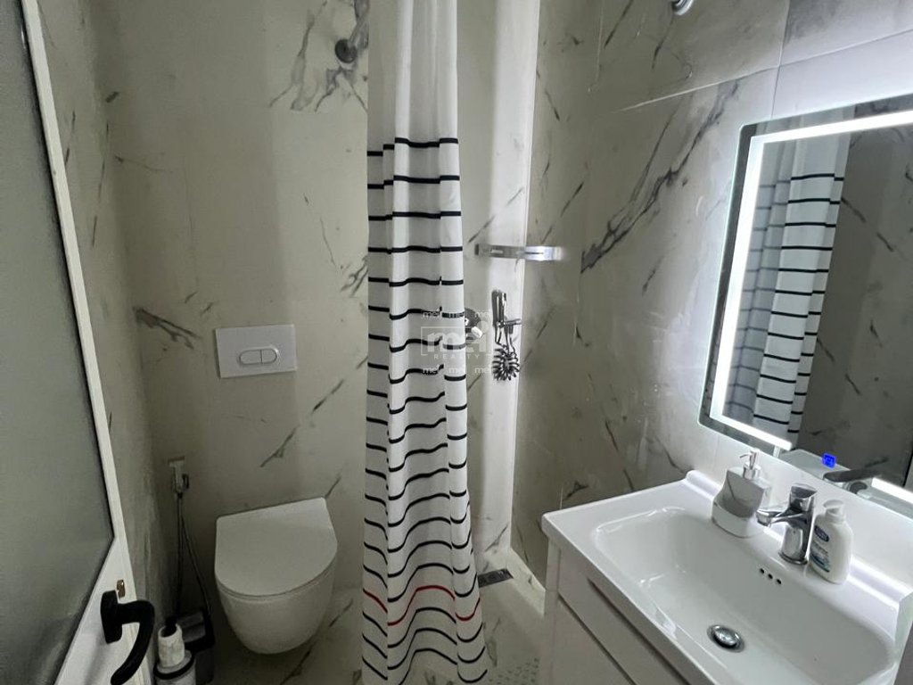 JEPET ME QIRA VILE TEK SHKEMBI KAVAJES!