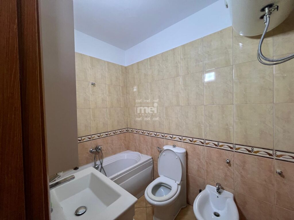 JEPET ME QIRA APARTAMENT 2+1+2 PRANE BASHKISE! 16