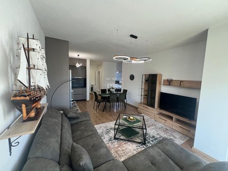 JEPET ME QIRA SUPER APARTAMENT 2+1+2 NE VOLLGA ME PAMJE NGA DETI!