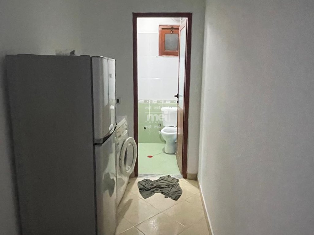 JEPET ME QIRA KATI I PARE I NJE VILE 1+1 NE ISH KENETE, DURRES!