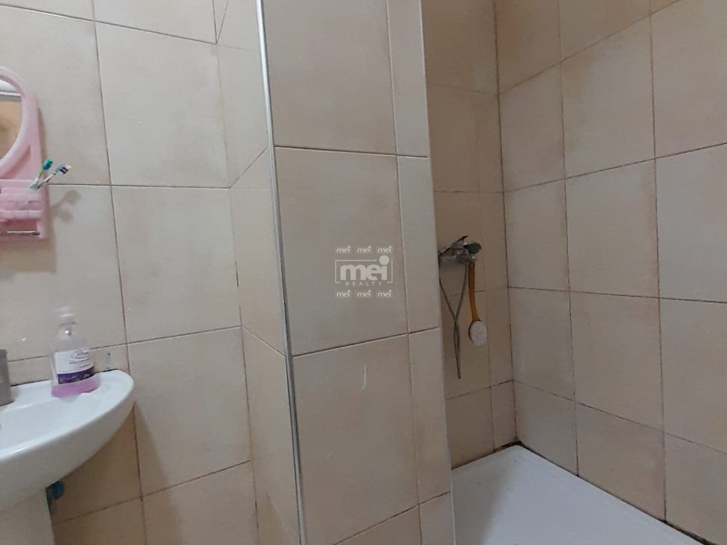 JEPET ME QIRA APARTAMENT 2+1 TEK VILA E ZOGUT !