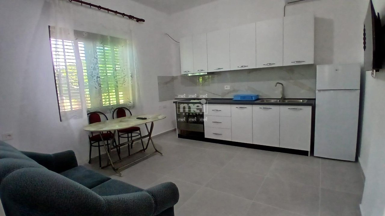 SI AFFITTA IL PRIMO PIANO DI UNA VILLA 1+1 A ARAPAJ!