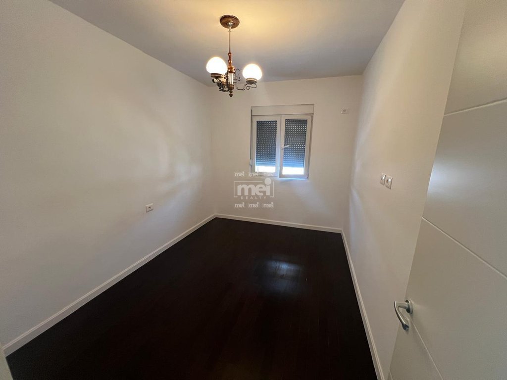 JEPET ME QIRA APARTAMENT 2+1+2 PRANE MUZEUMIT !