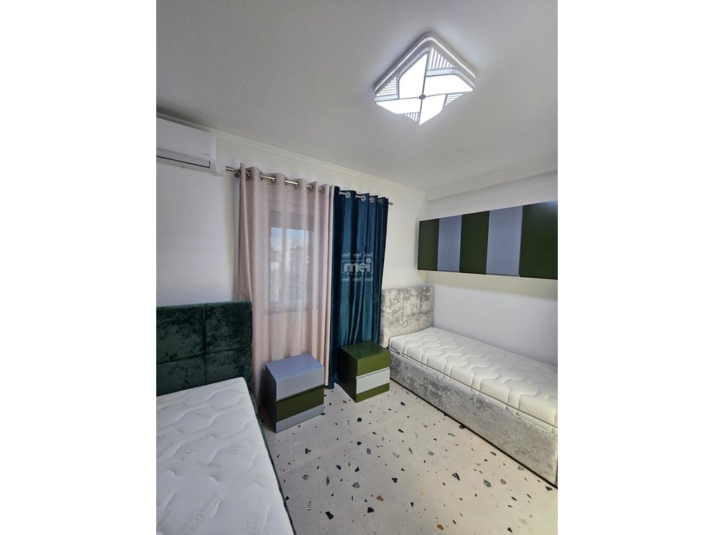 JEPET ME QIRA APARTAMENT  3+1+2 TEK TREGU FRUTA PERIMEVE! 7