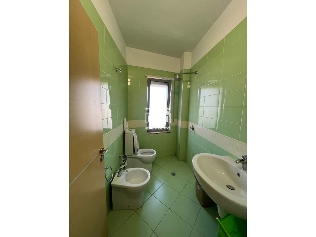 JEPET ME QIRA APARTAMENTI 2+1+2 NE QENDER! 9