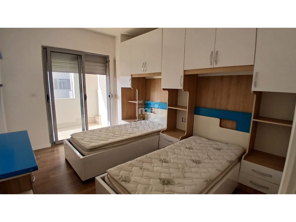 JEPET ME QIRA APARTAMENT 2+1 PRANE UKD, DURRES! 3