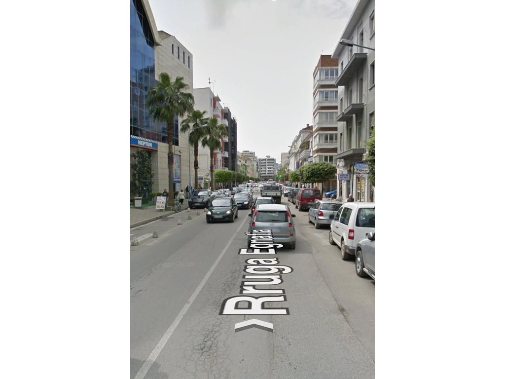 SHITET AMBIENT BIZNESI NE QENDER! 0
