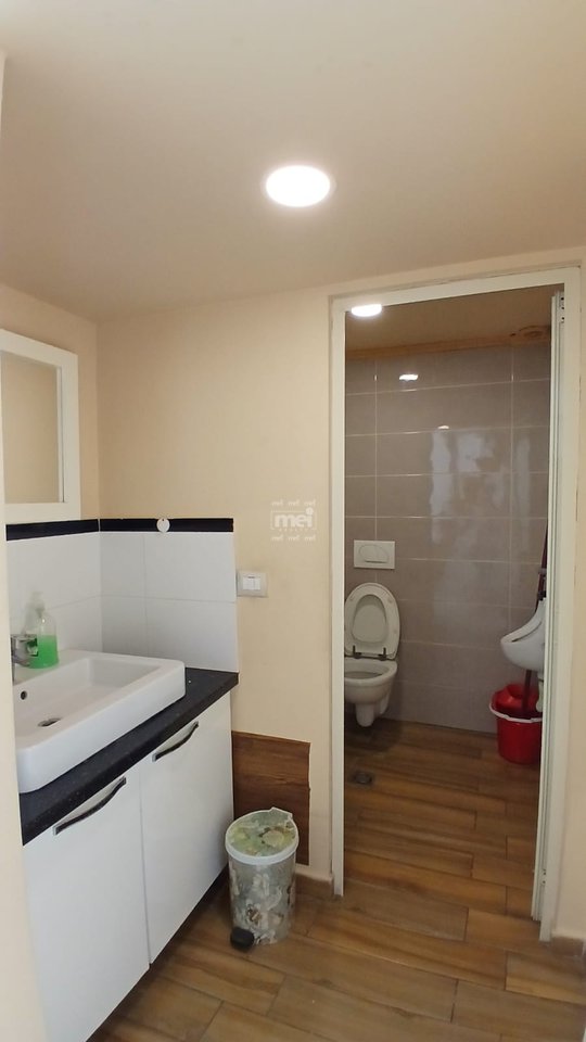 BUSINESS PREMISES FOR RENT AT THE FORMER DISTRICT!