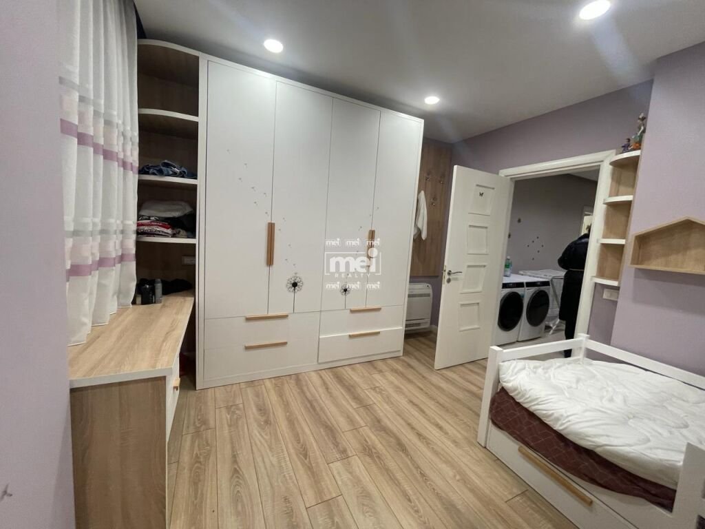 SHITET APARTAMENT 3+1 NE VOLLGA!