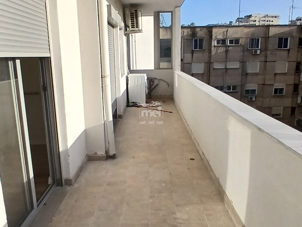 JEPET ME QIRA APARTAMENT 2+1 PRANE UKD, DURRES!