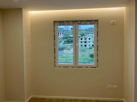 SHITET APARTAMENT 1+1 PRANE KOLOSEUT!