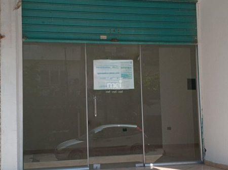 SHITET AMBIENT BIZNESI  AFER STACIONIT TE TRENIT!