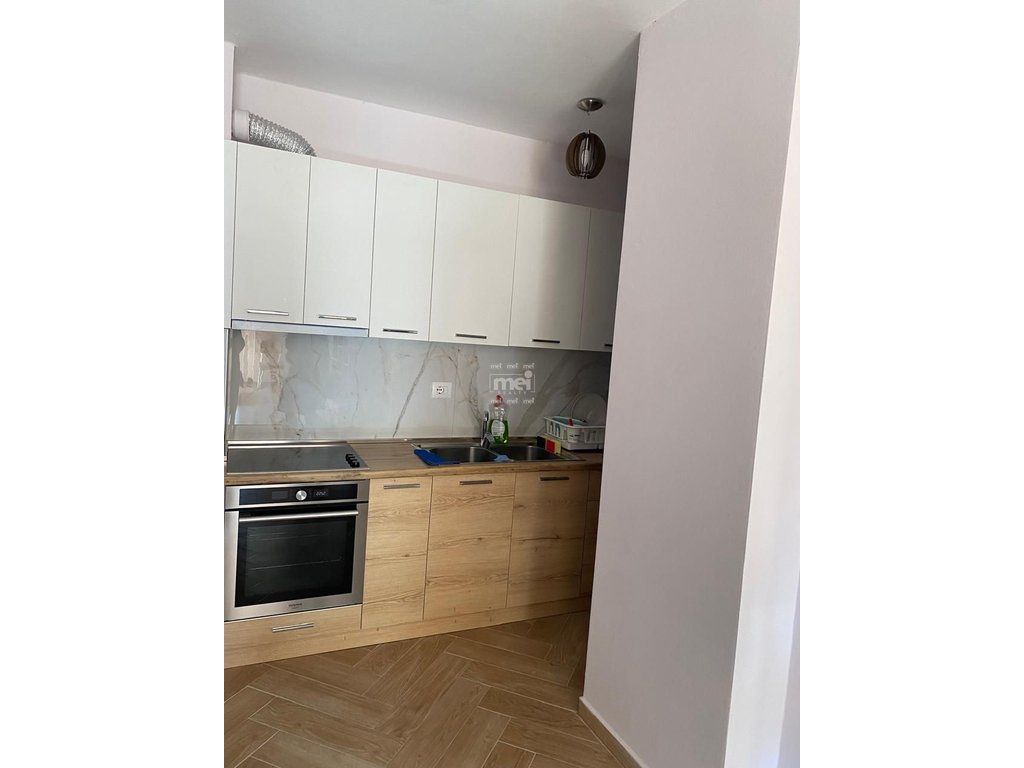 JEPET ME QIRA  APARTAMENT TEK VILA E ZOGUT! 14