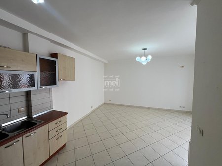 JEPET ME QIRA APARTAMENT 1+1 TE ISH FABRIKA E AKULLIT!