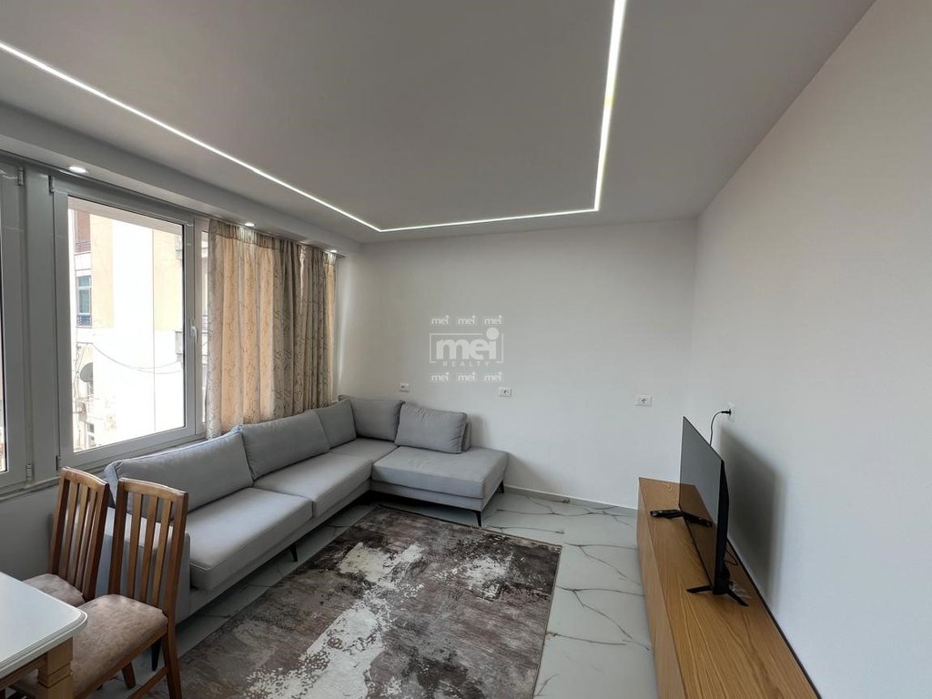 JEPET ME QIRA APARTAMENT 1+1 NE QENDER!