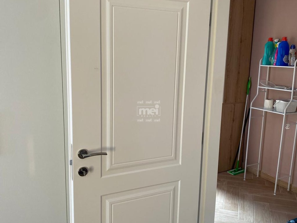 JEPET ME QIRA  APARTAMENT TEK VILA E ZOGUT!