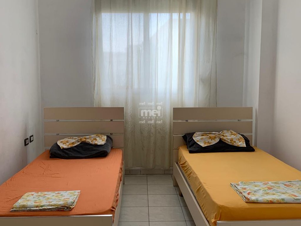 JEPET ME QIRA APARTAMENT 2+1 NE PLAZH !