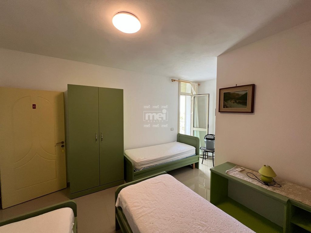 JEPET ME QIRA HOTEL + RESTORANT NE GOLEM!