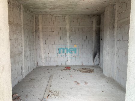 Shitet Super Banes Private 3-Kateshe ne Institut!