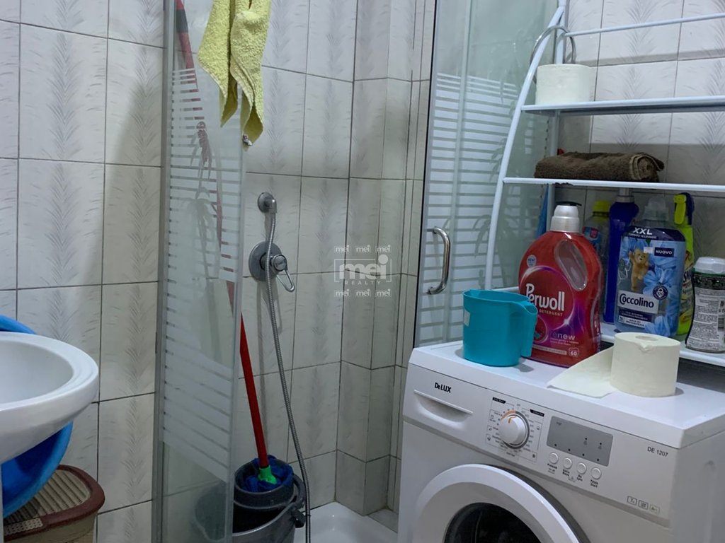SHITET APARTAMENT 1+1 TEK  MALI ROBIT !