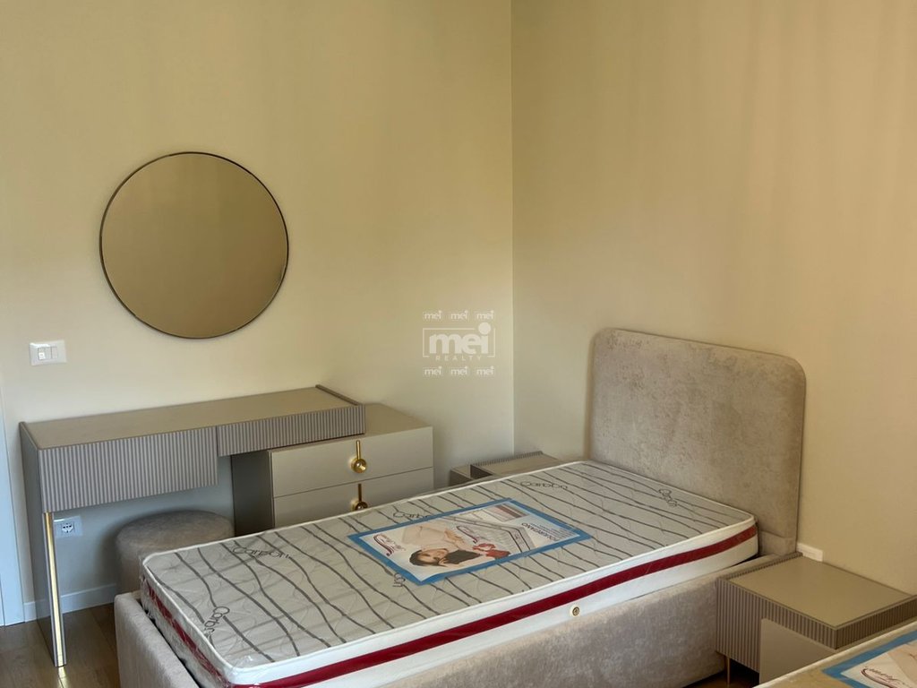 SHITET APARTAMENT 2+1+2 NE GOLEM