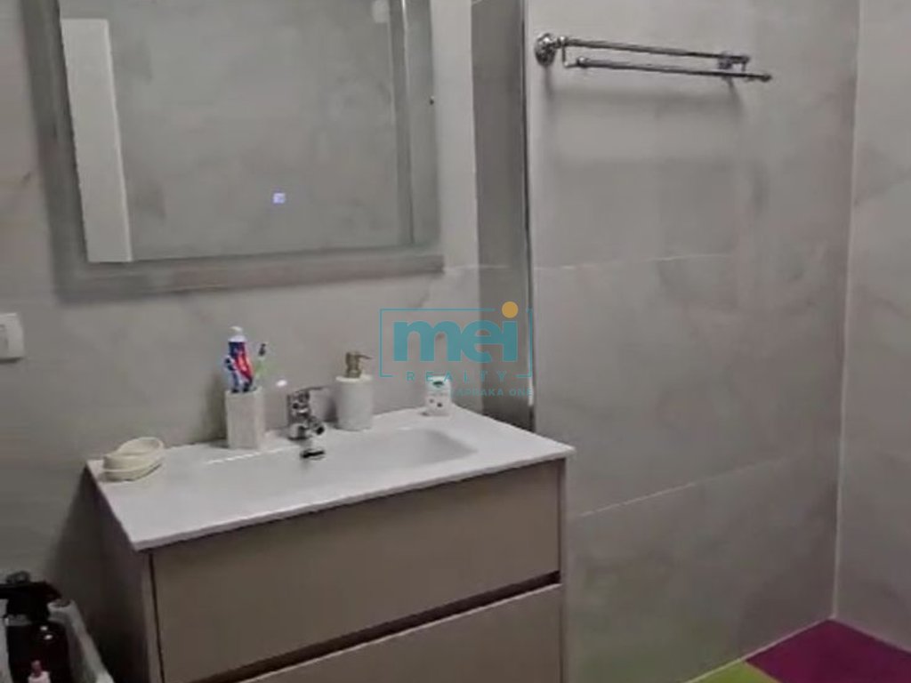 Shitet Super Apartament 2+1 te Fusha e Aviacionit!